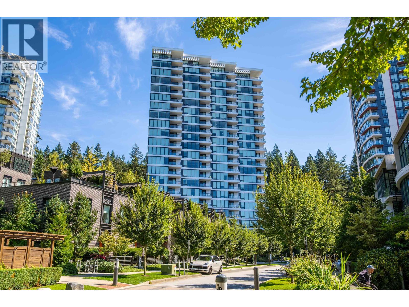 5629 Birney Avenue #2001 Property Photo 32