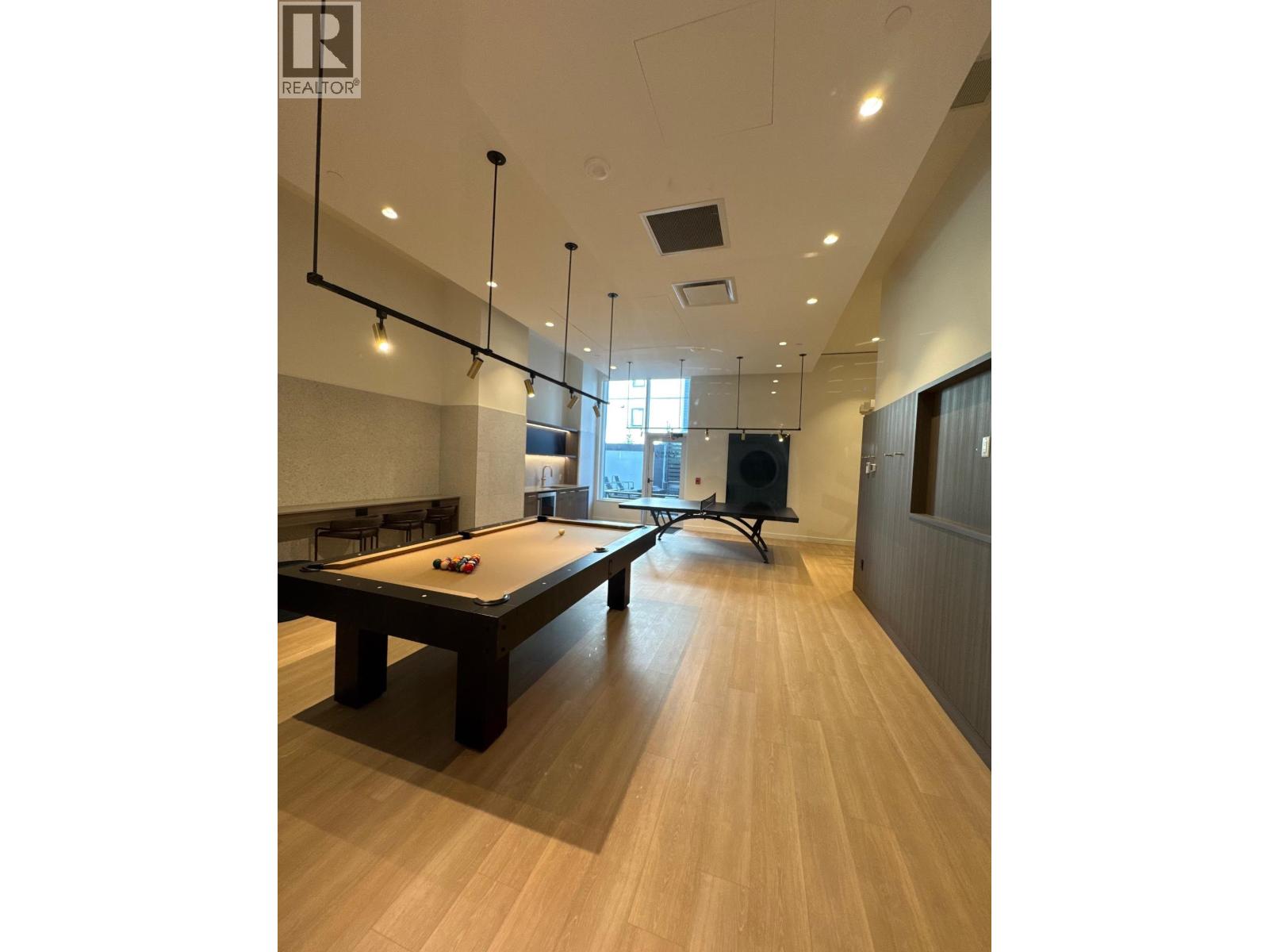 6468 Willingdon Avenue #1006 Property Photo 9