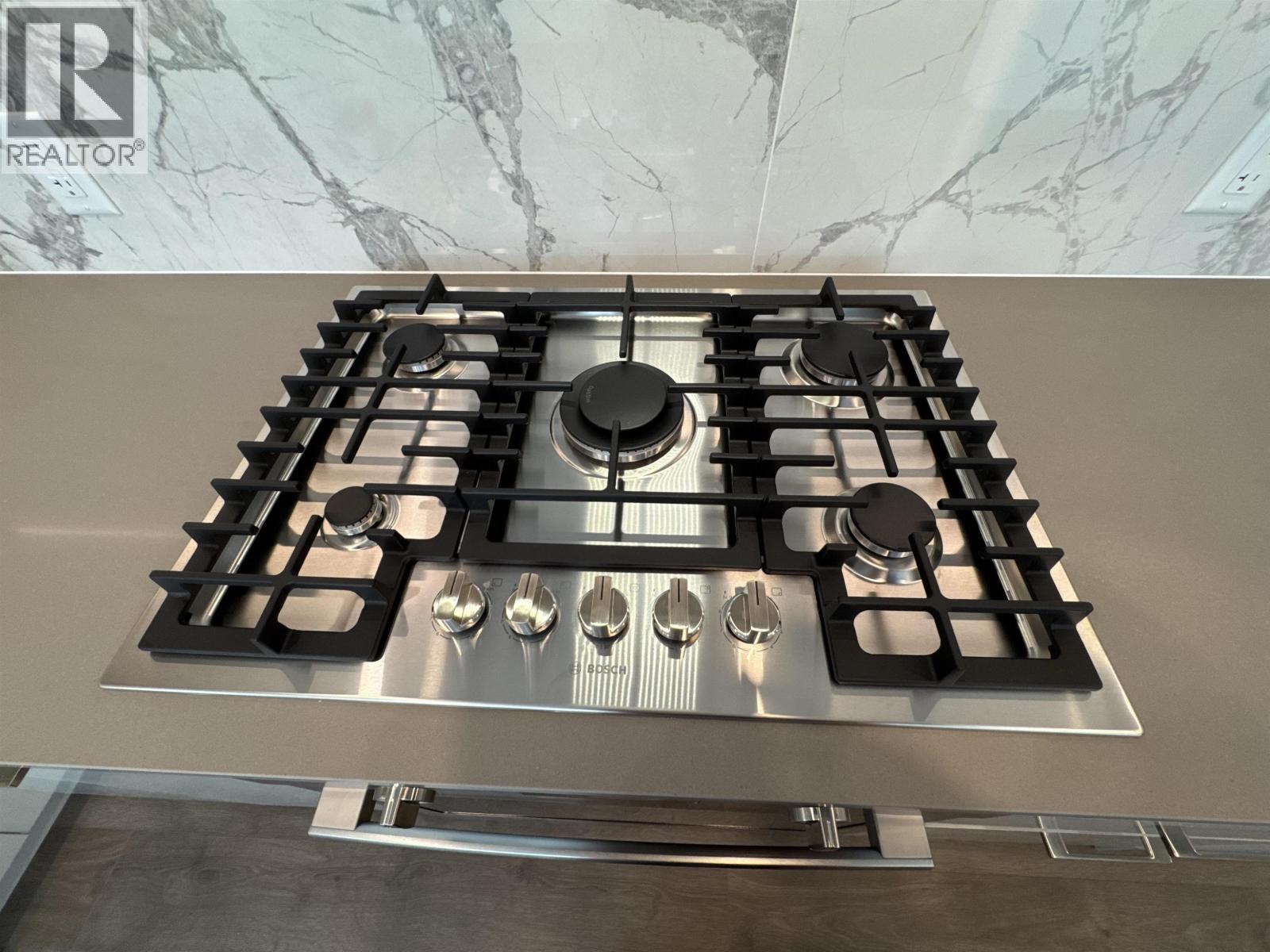 6468 Willingdon Avenue #1006 Property Photo 14