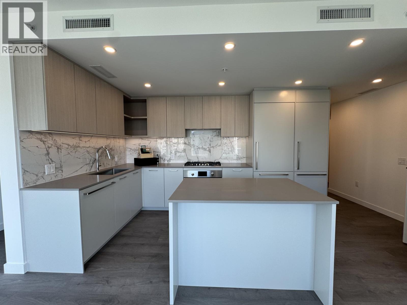 6468 Willingdon Avenue #1006 Property Photo 16