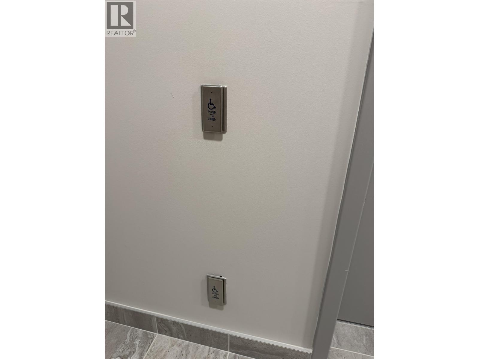 6468 Willingdon Avenue #1006 Property Photo 18