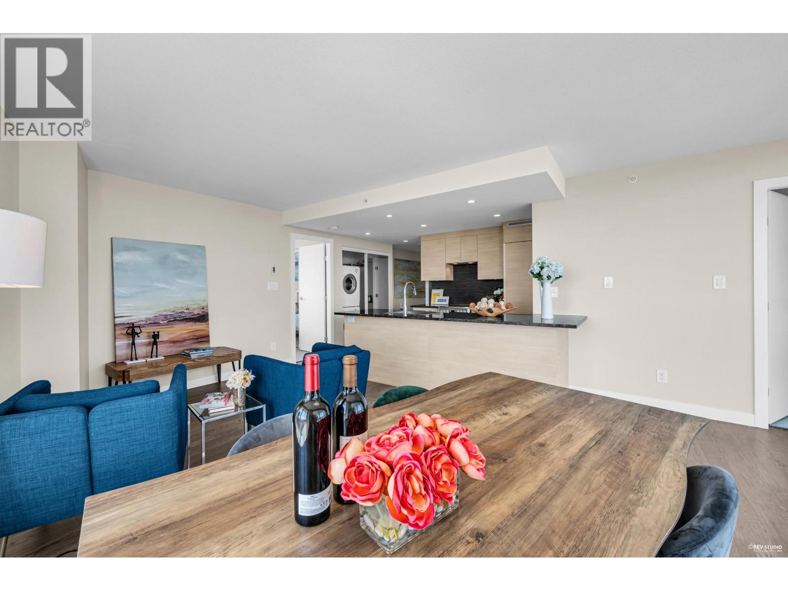 489 Interurban Way #1802 Property Photo 4