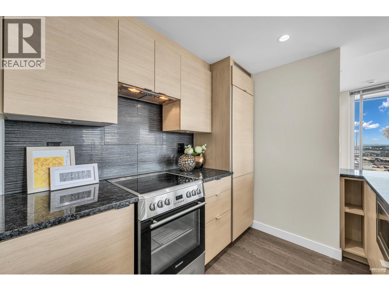 489 Interurban Way #1802 Property Photo 6