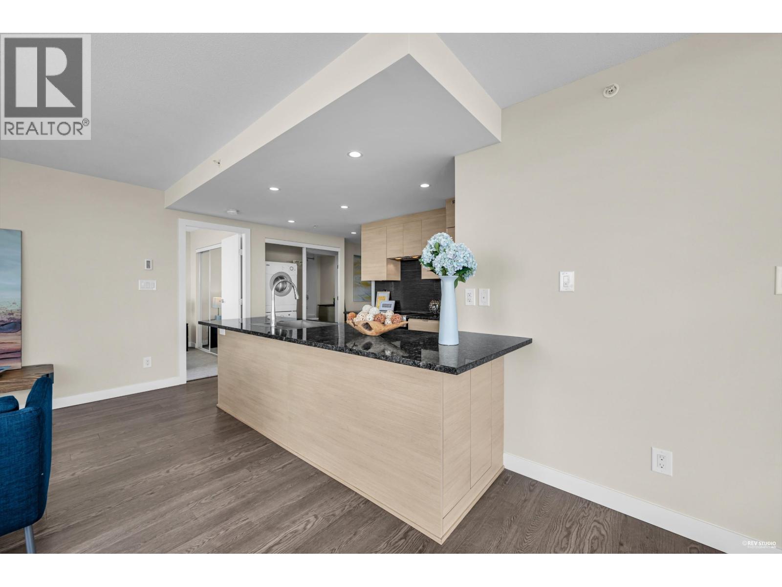 489 Interurban Way #1802 Property Photo 9