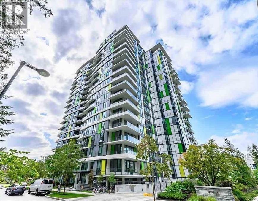 605 3487 BINNING ROAD Property Photo 1