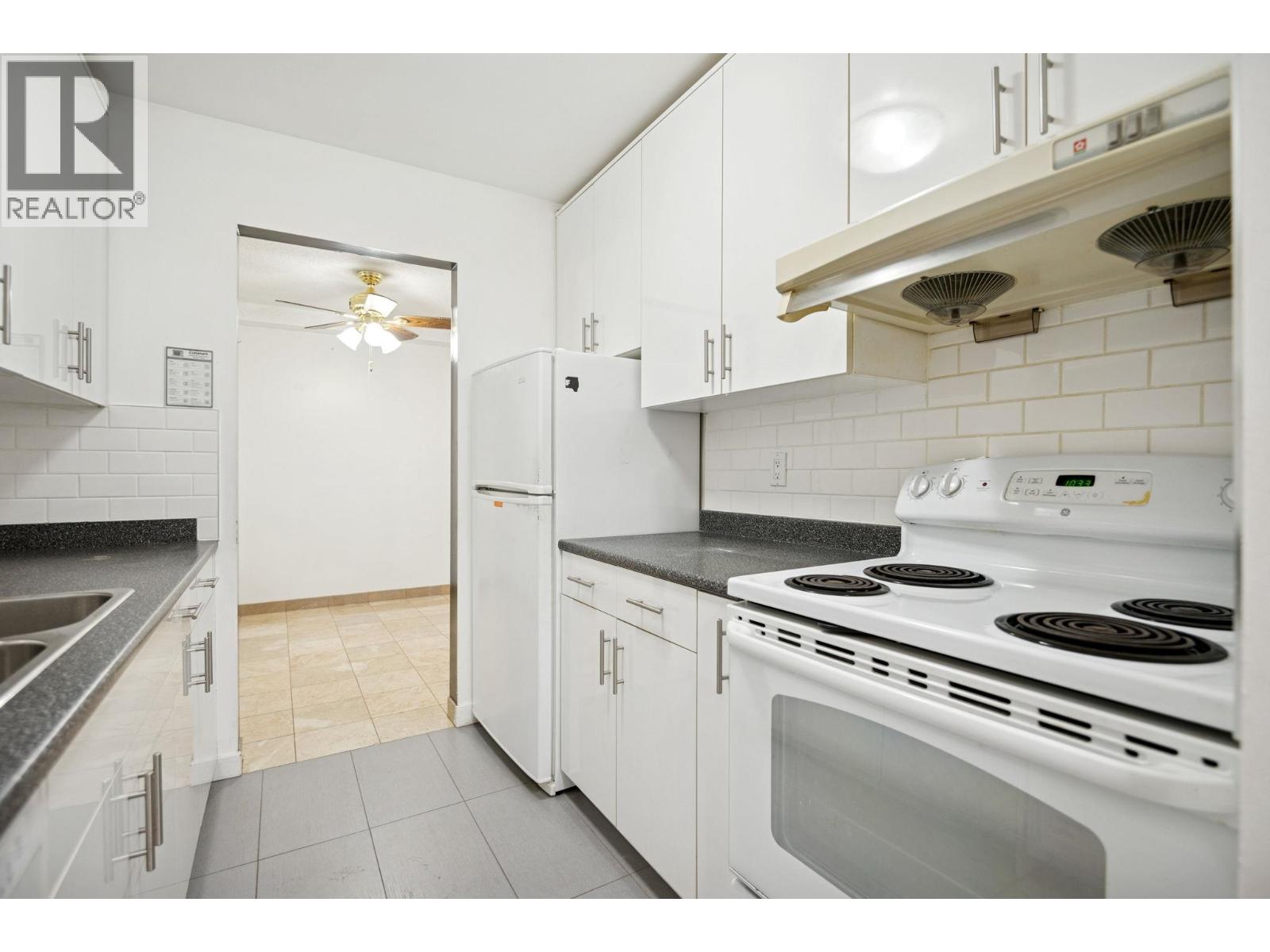 8411 Ackroyd Road #134 Property Photo 4