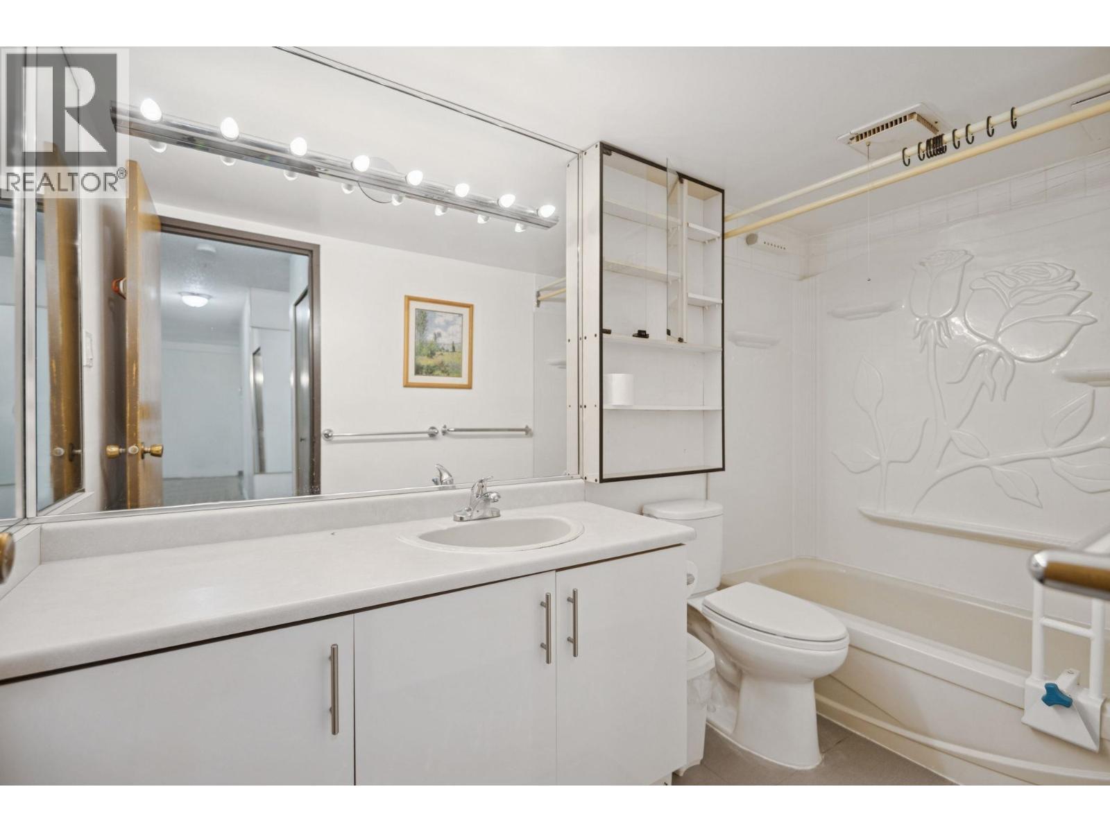 8411 Ackroyd Road #134 Property Photo 7