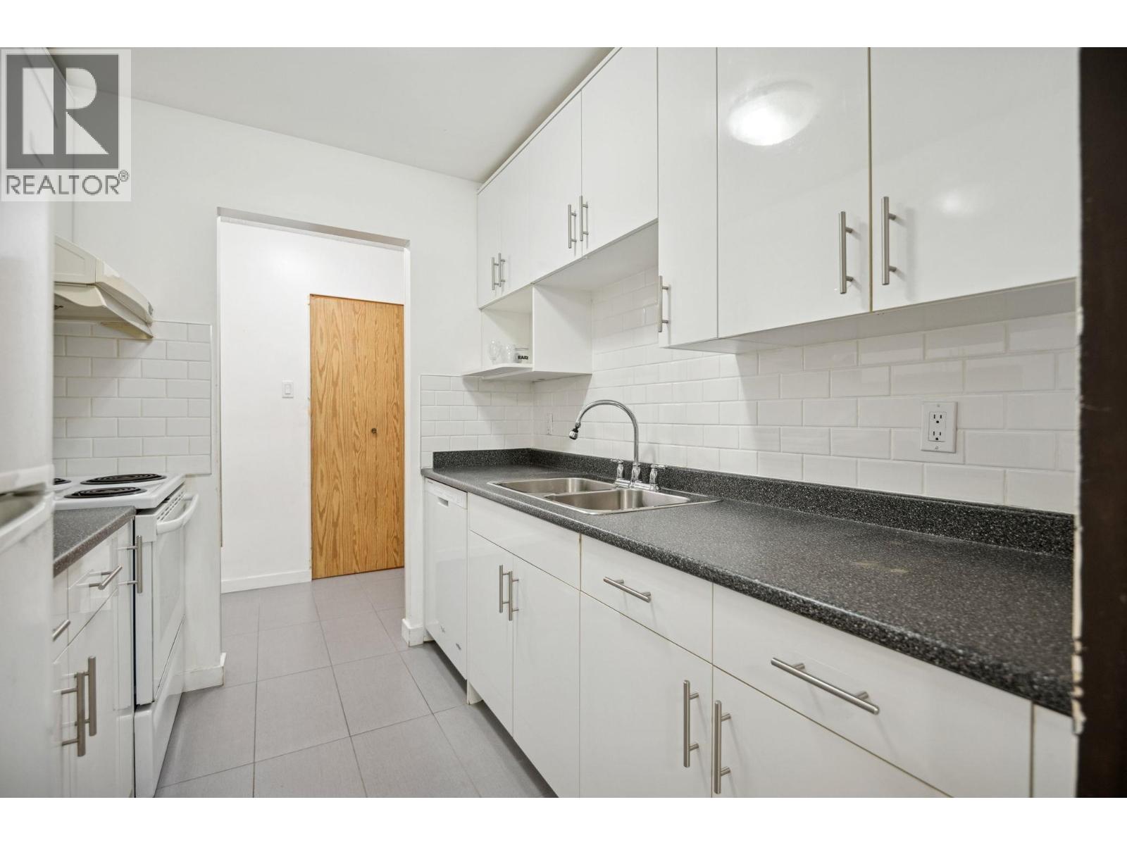 8411 Ackroyd Road #134 Property Photo 16