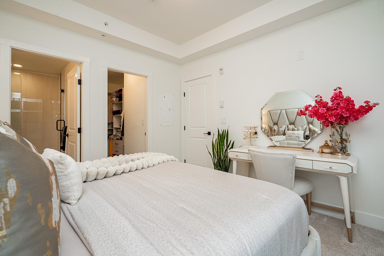 3528 146a #608 Property Photo 18