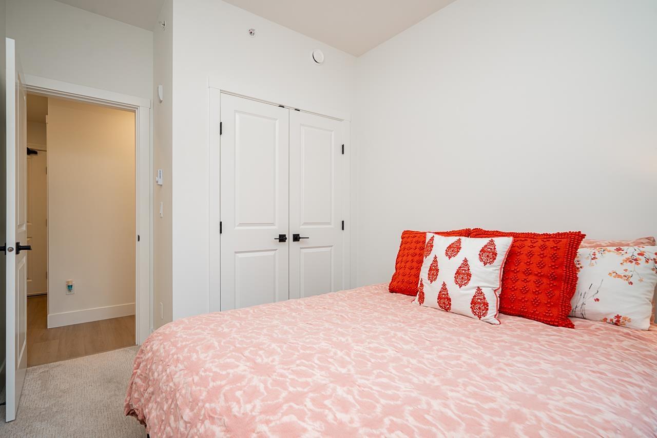 3528 146a #608 Property Photo 24