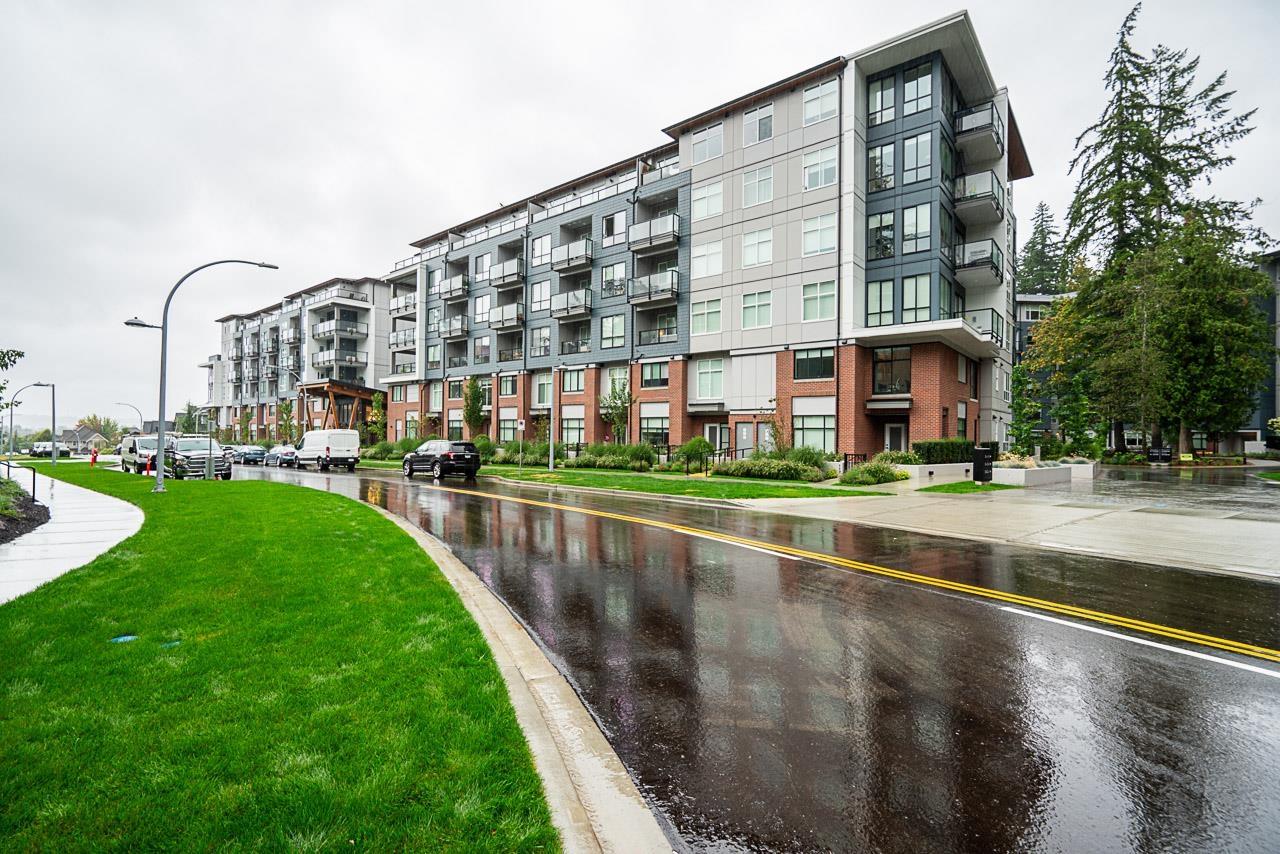 3528 146a #608 Property Photo 32