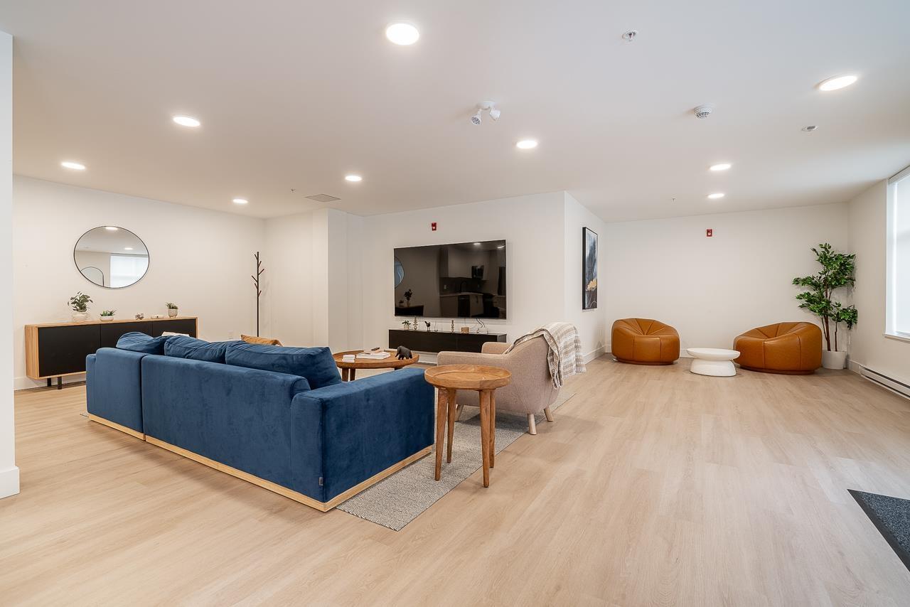 3528 146a #608 Property Photo 33