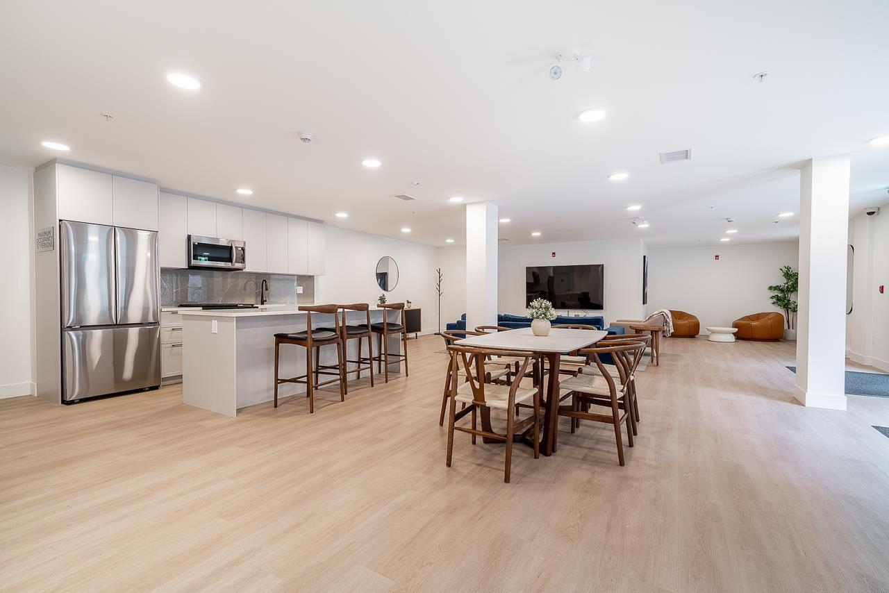 3528 146a #608 Property Photo 34