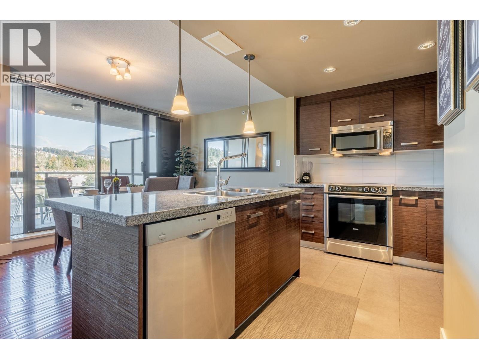 801 2959 GLEN DRIVE