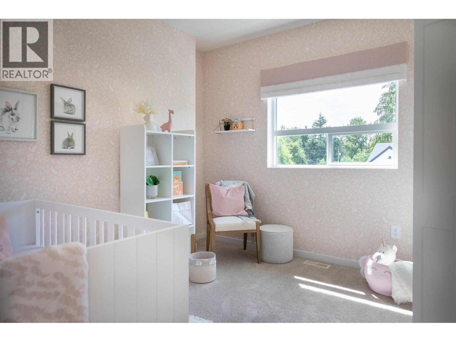 11253 252 Street Property Photo 7