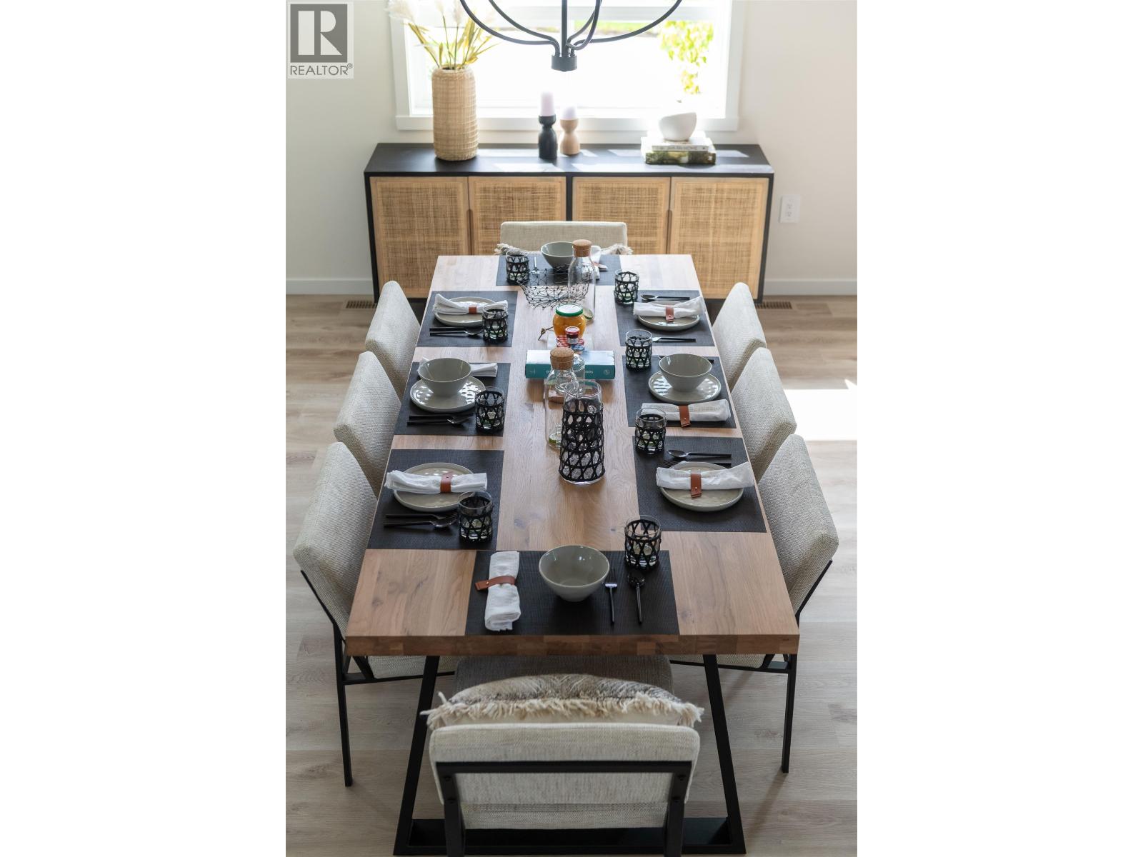 11253 252 Street Property Photo 8