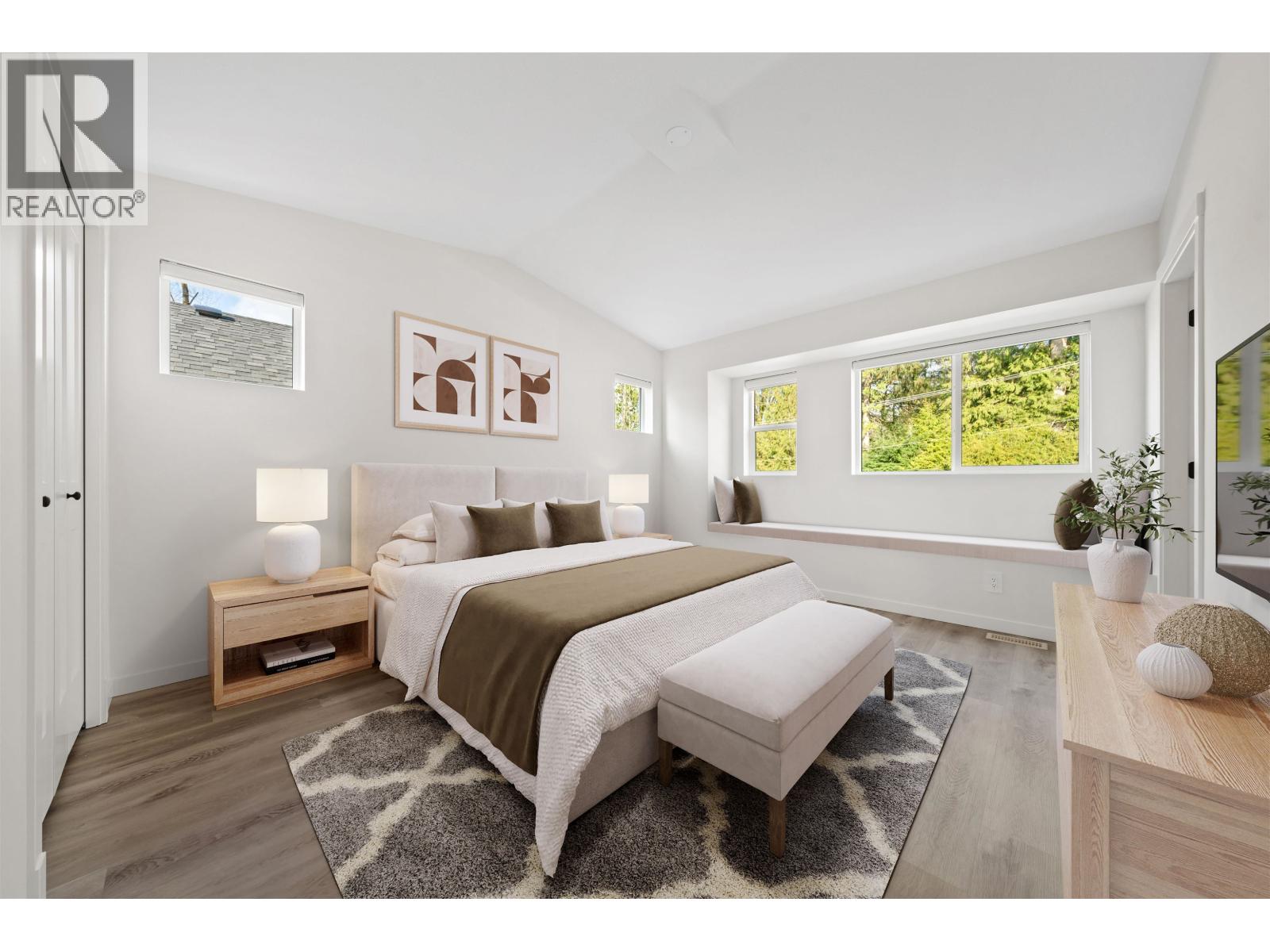 11253 252 Street Property Photo 16