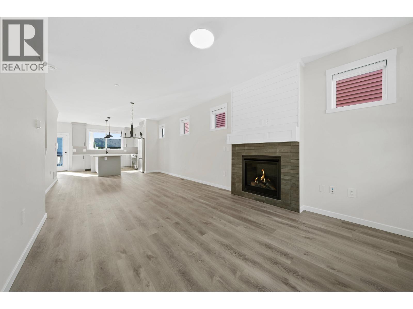 11253 252 Street Property Photo 24