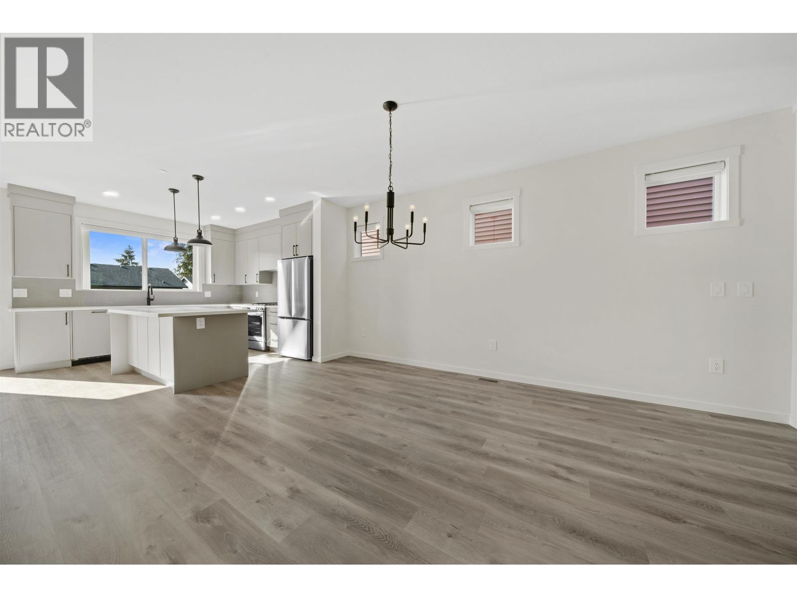 11253 252 Street Property Photo 25