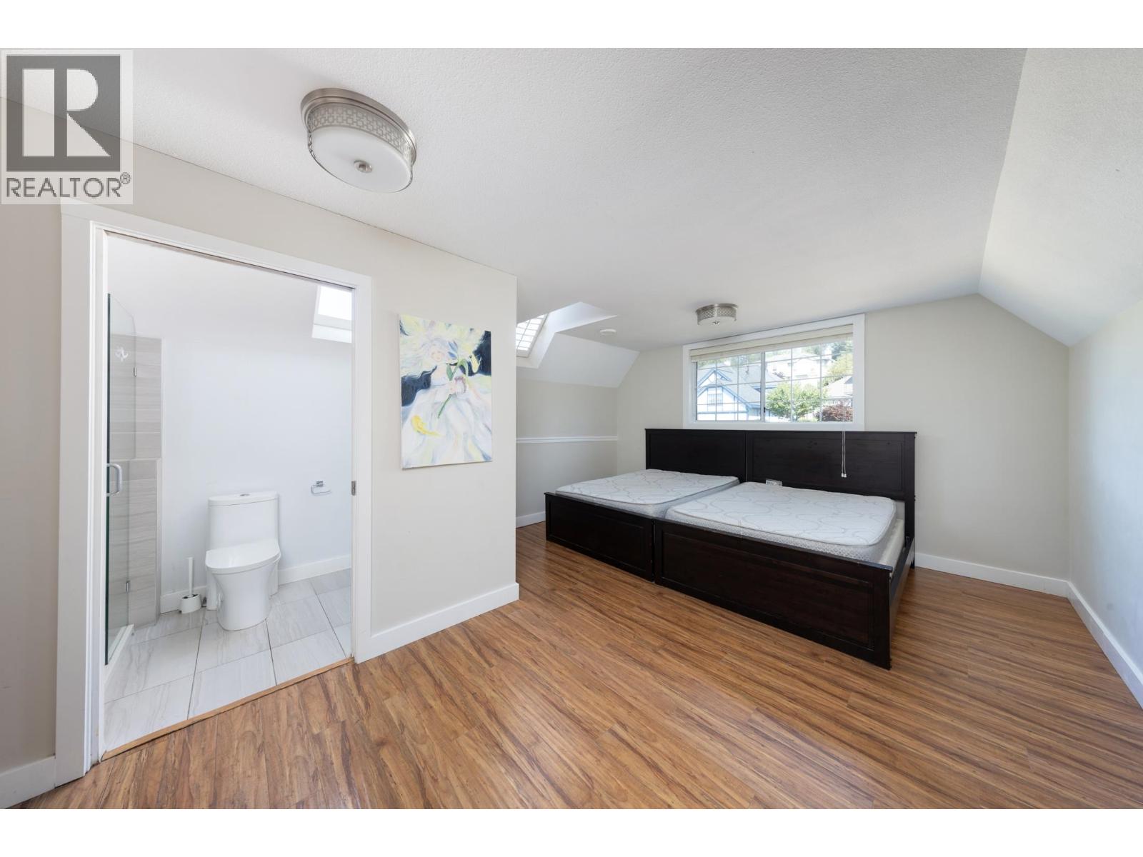 2562 Fuchsia Place Property Photo 30