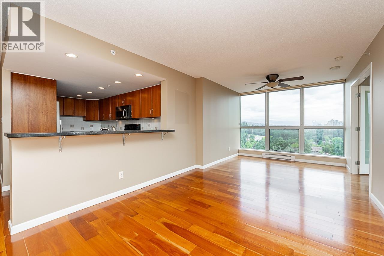 290 Newport Drive #2202 Property Photo 10