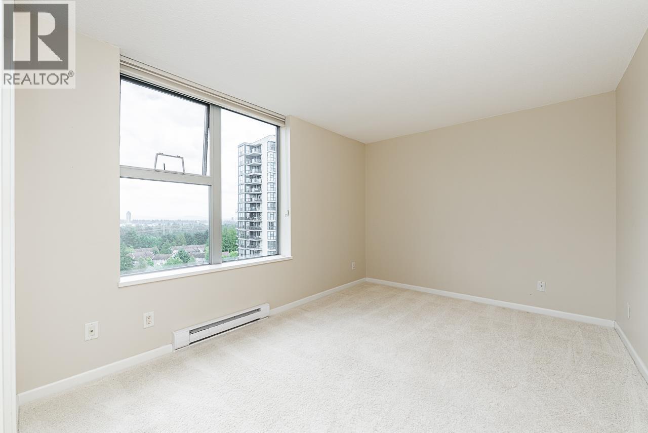 290 Newport Drive #2202 Property Photo 25