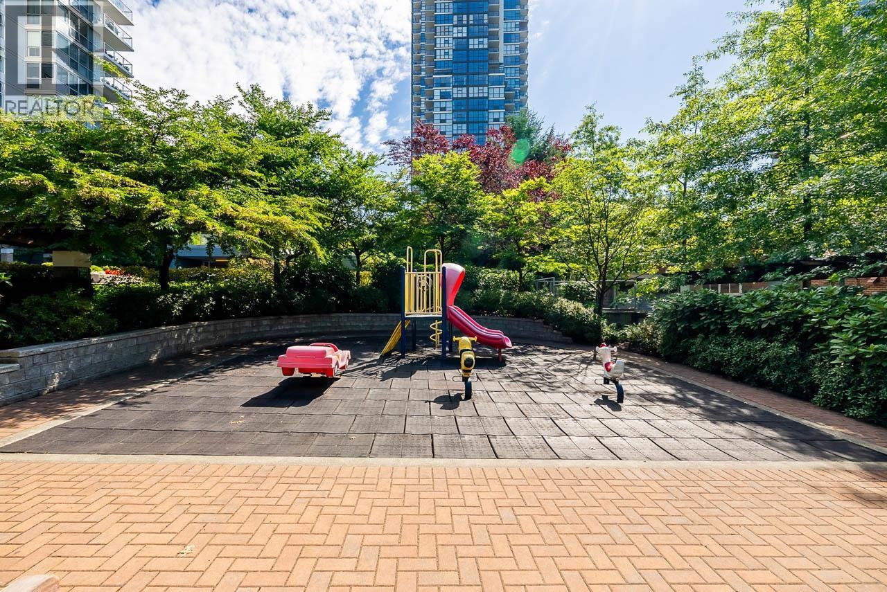 290 Newport Drive #2202 Property Photo 34