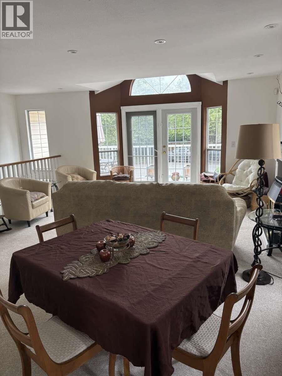 12400 Nikola Street Property Photo 11