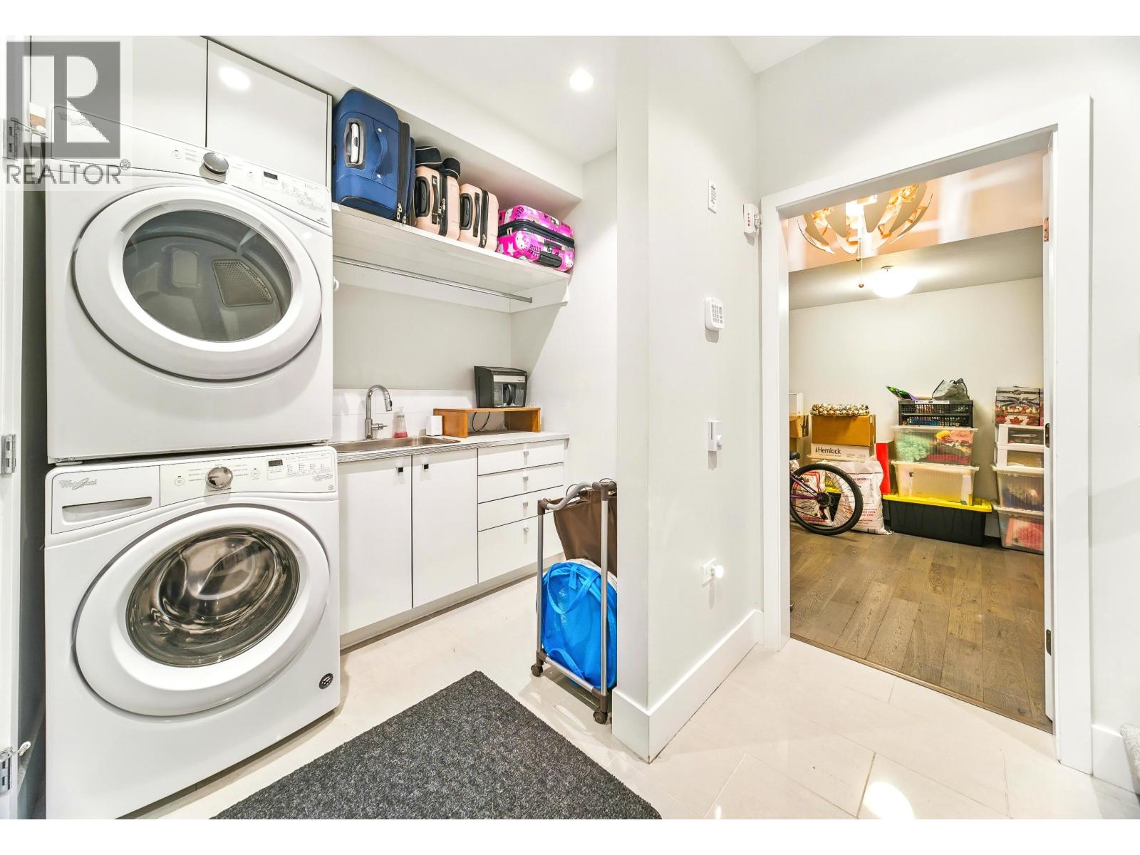 276 West 62nd Avenue Property Photo 16