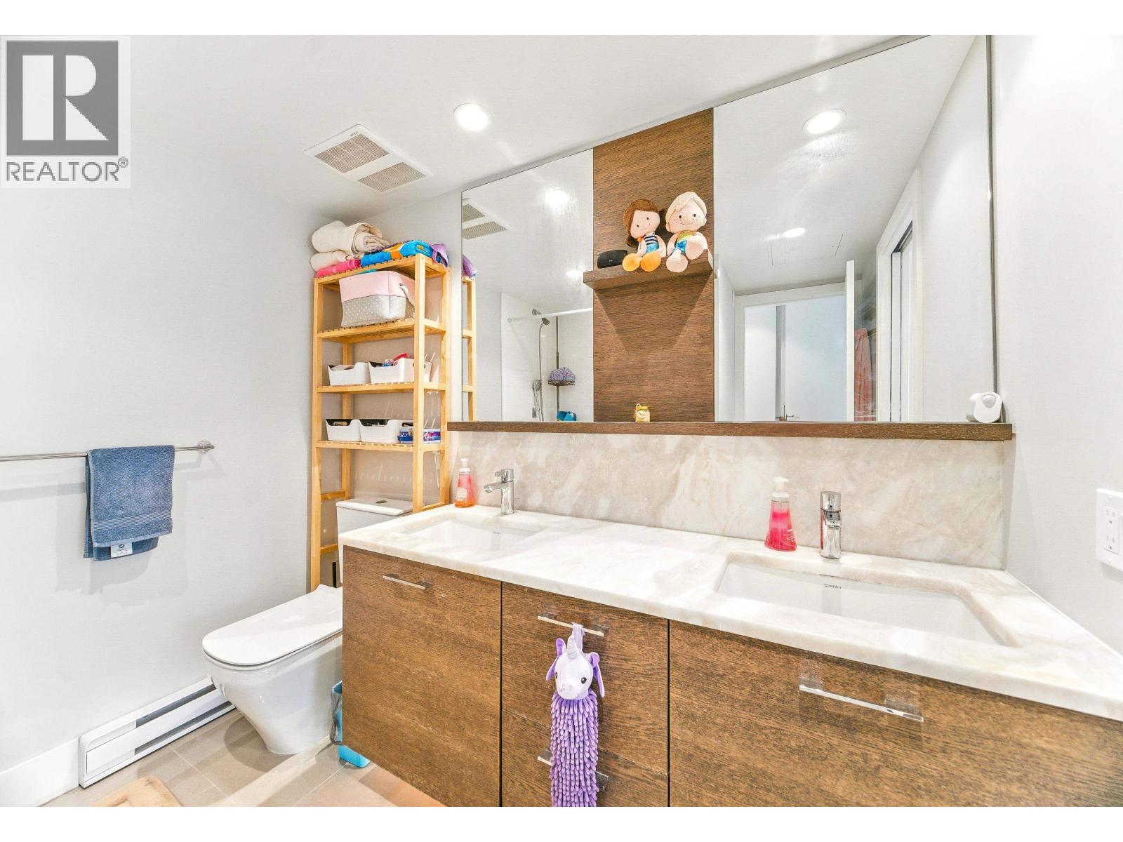 276 West 62nd Avenue Property Photo 21