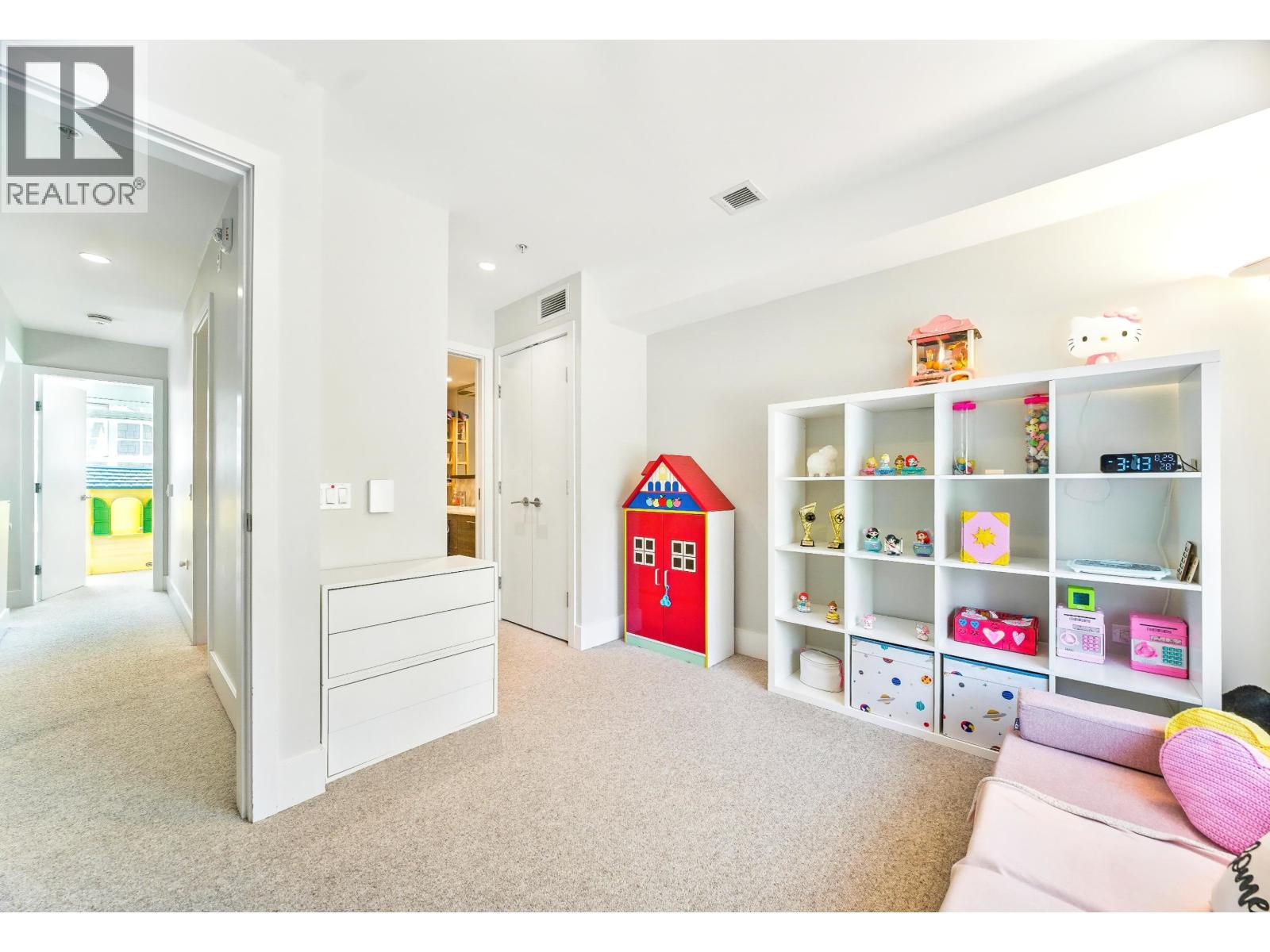 276 West 62nd Avenue Property Photo 22