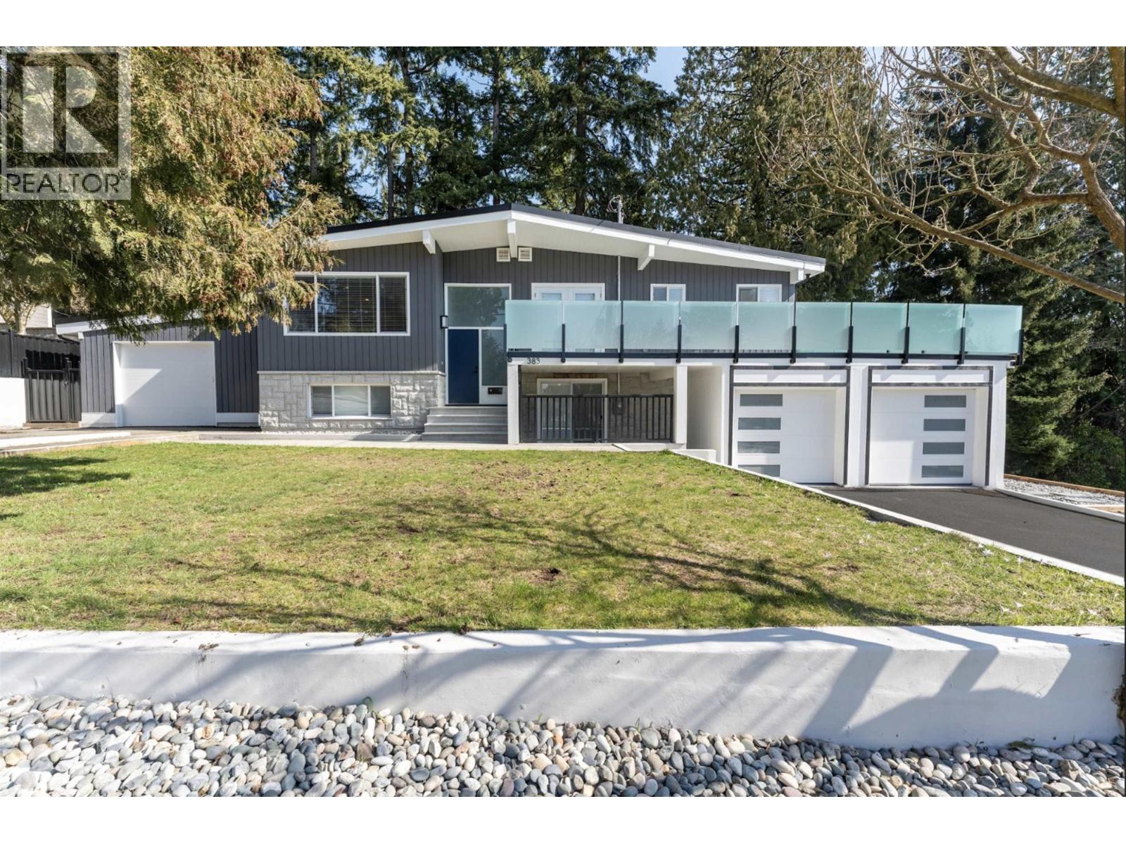 383 LAURENTIAN CRESCENT Property Photo 1