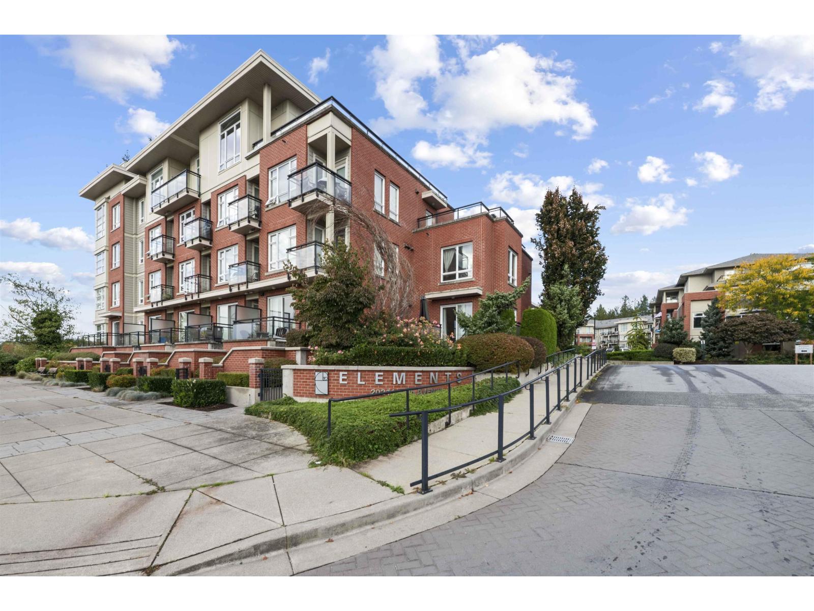 D117 20211 66 AVENUE Property Photo 1