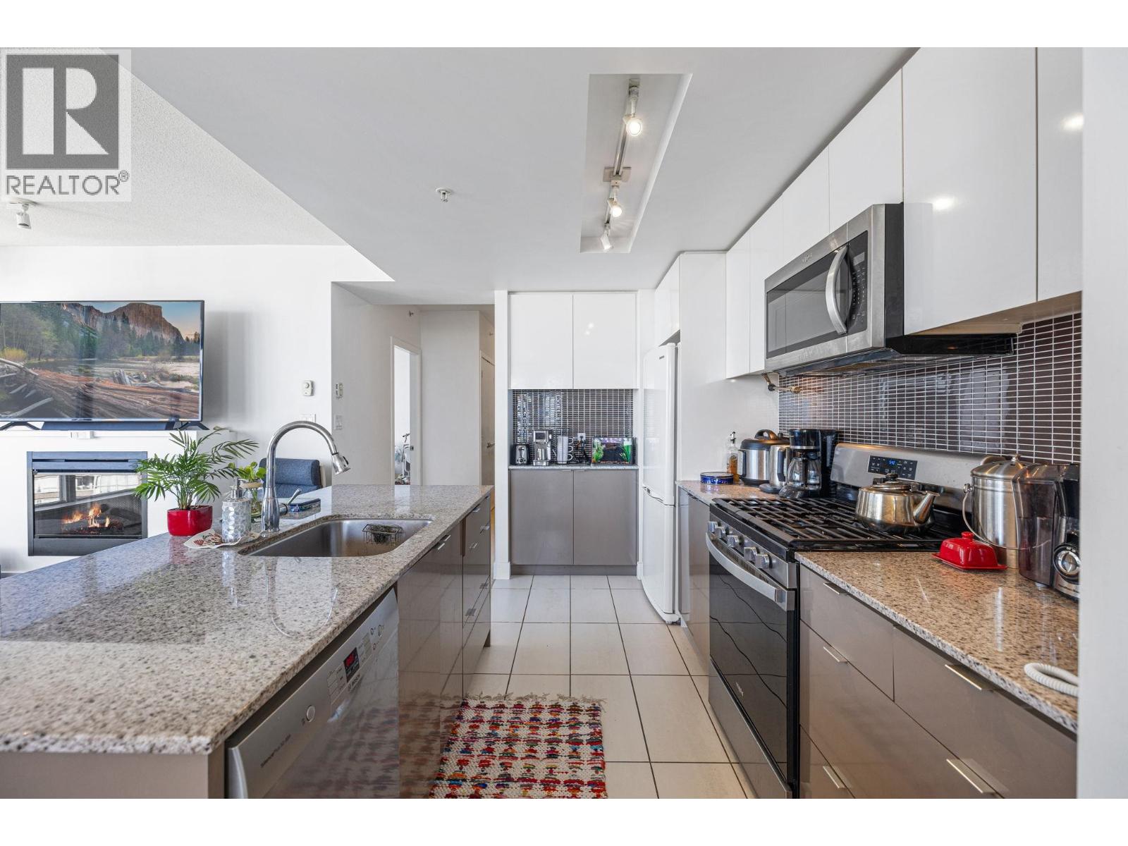 4808 Hazel Street #2106 Property Photo 9