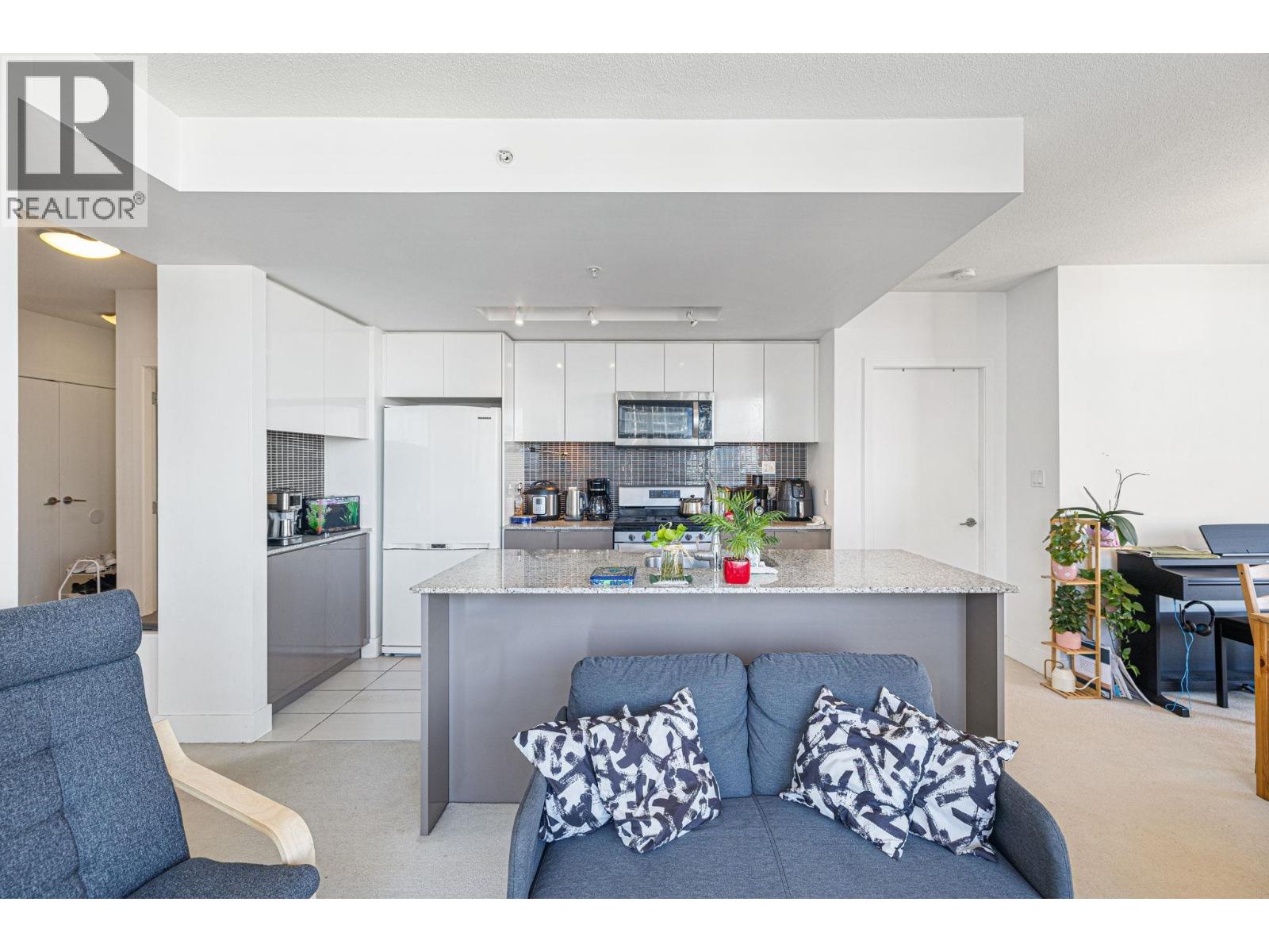 4808 Hazel Street #2106 Property Photo 13