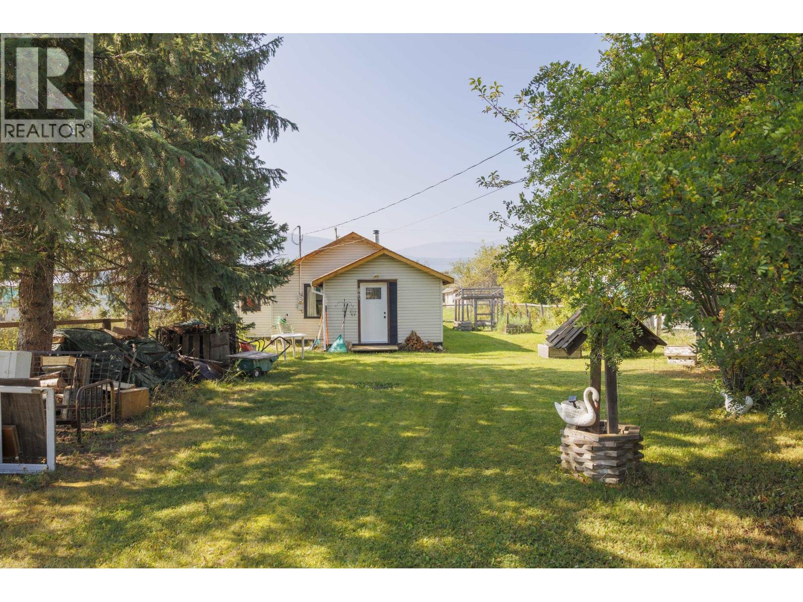 861 2nd Avenue Property Photo 1