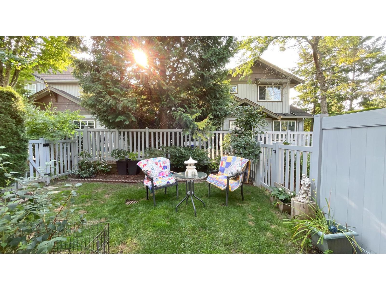 145 12040 68 AVENUE Property Photo 1