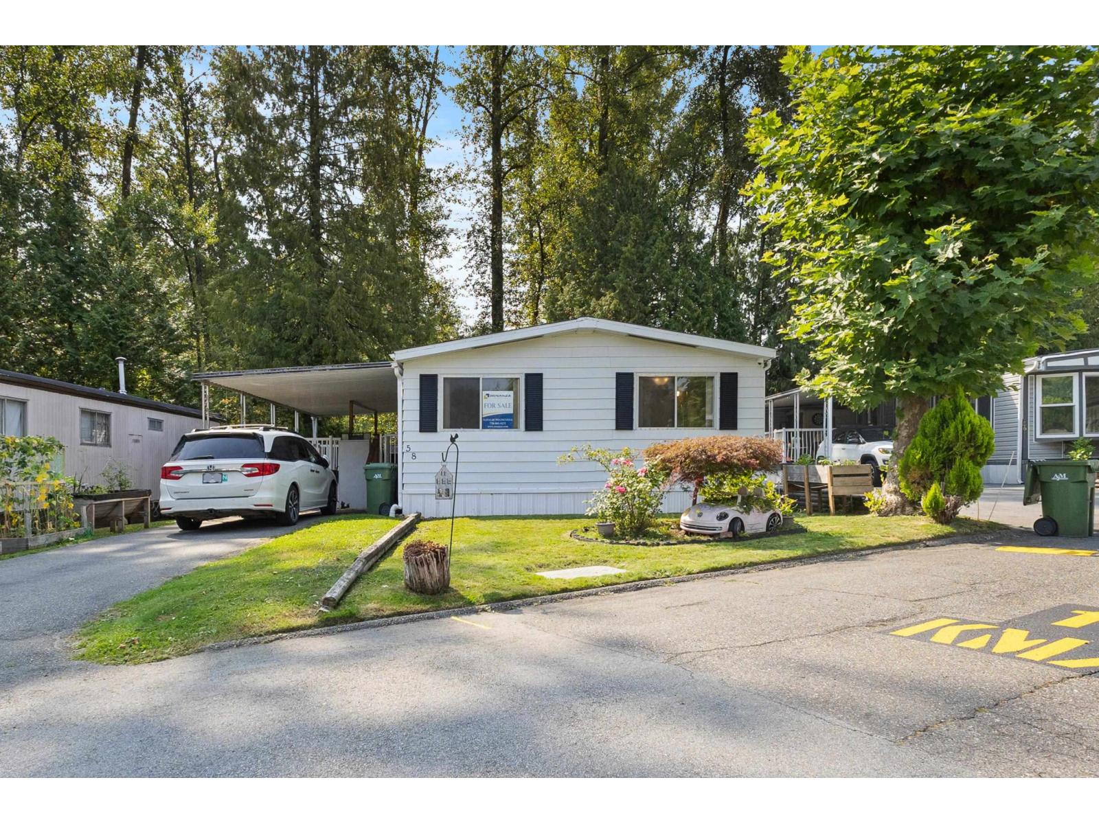 58 8220 King George Boulevard Property Photo 1