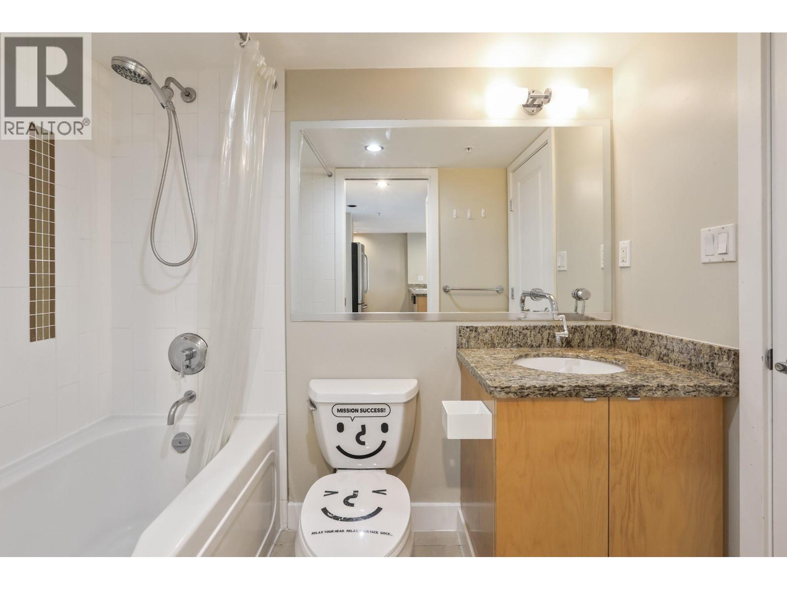 9188 Hemlock Drive #802 Property Photo 14