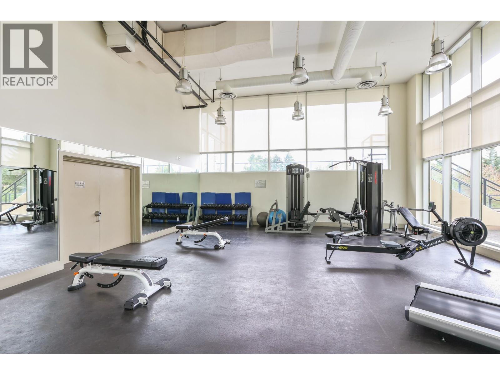 9188 Hemlock Drive #802 Property Photo 20