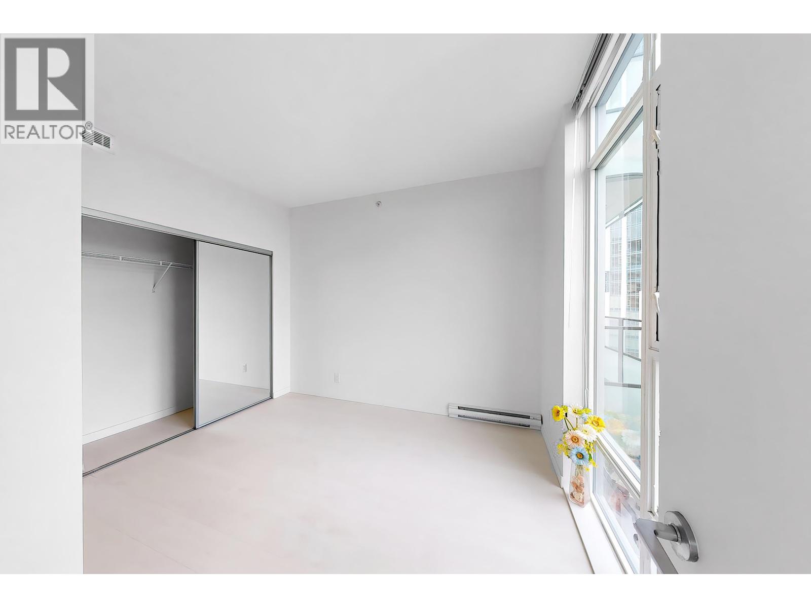 691 North Road #902 Property Photo 9