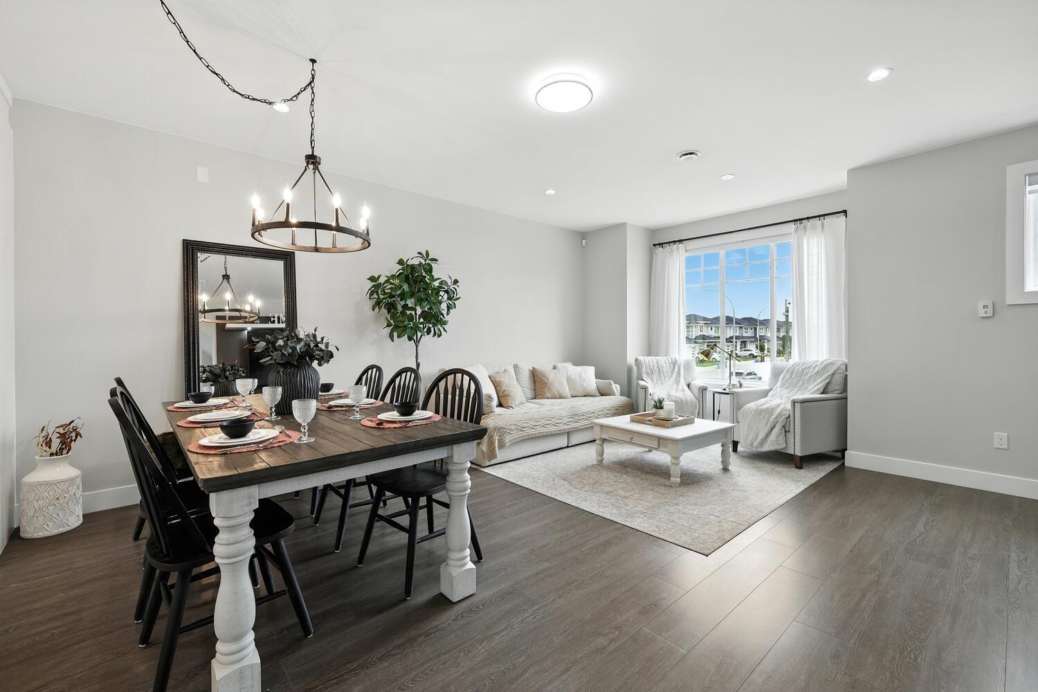 19501 74 #40 Property Photo 7