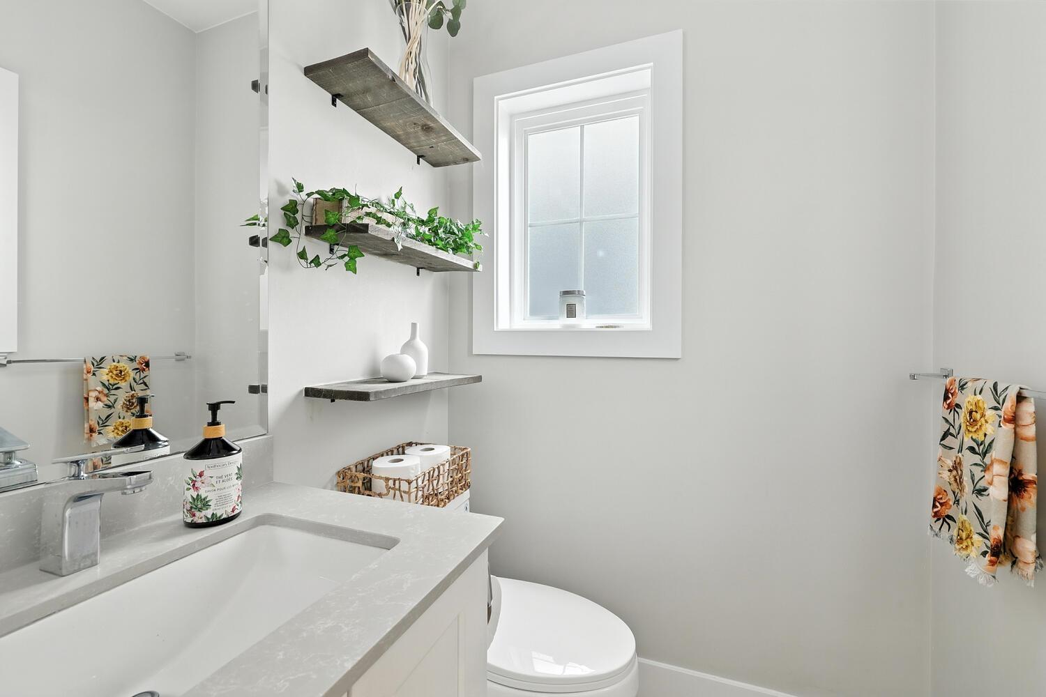 19501 74 #40 Property Photo 12