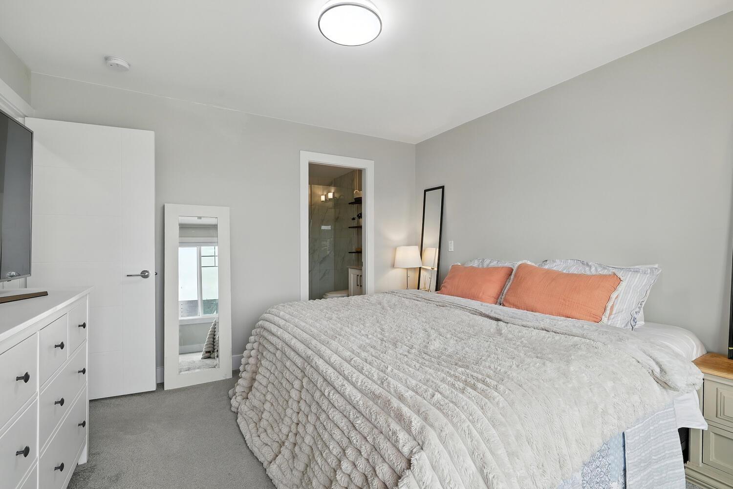 19501 74 #40 Property Photo 16