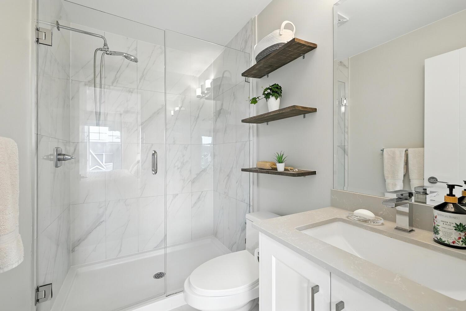 19501 74 #40 Property Photo 17