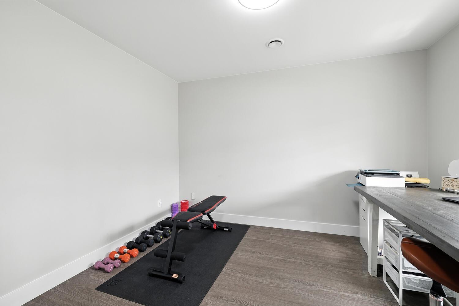 19501 74 #40 Property Photo 28