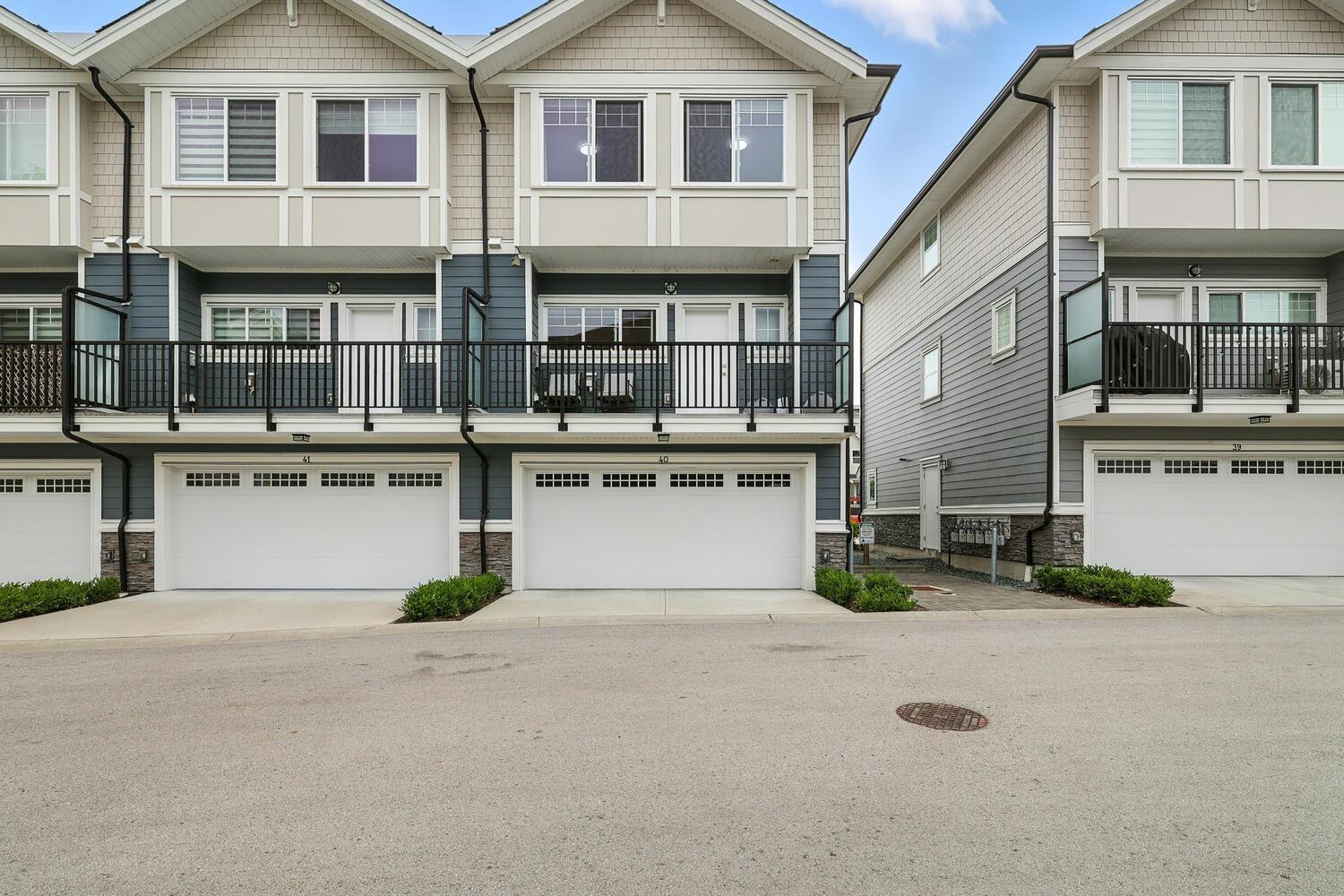 19501 74 #40 Property Photo 30