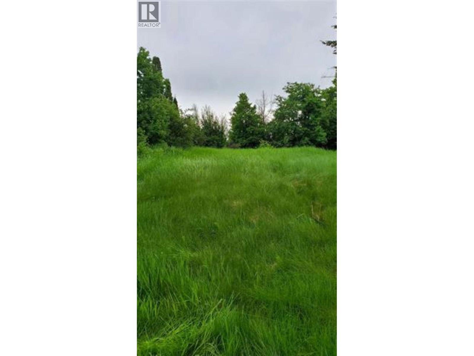2220 Tamarack Street Property Photo 1