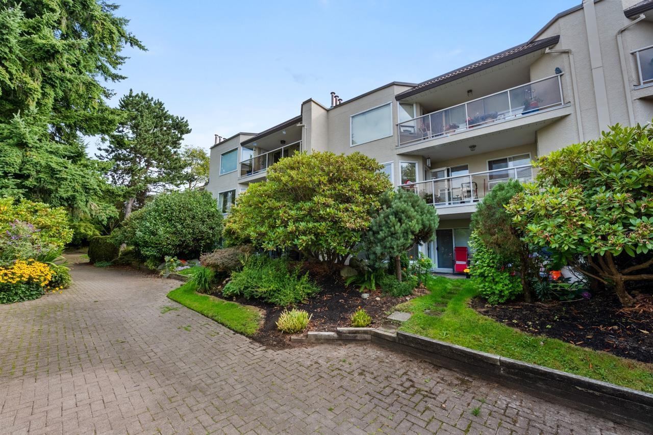 1225 Merklin #407 Property Photo 16