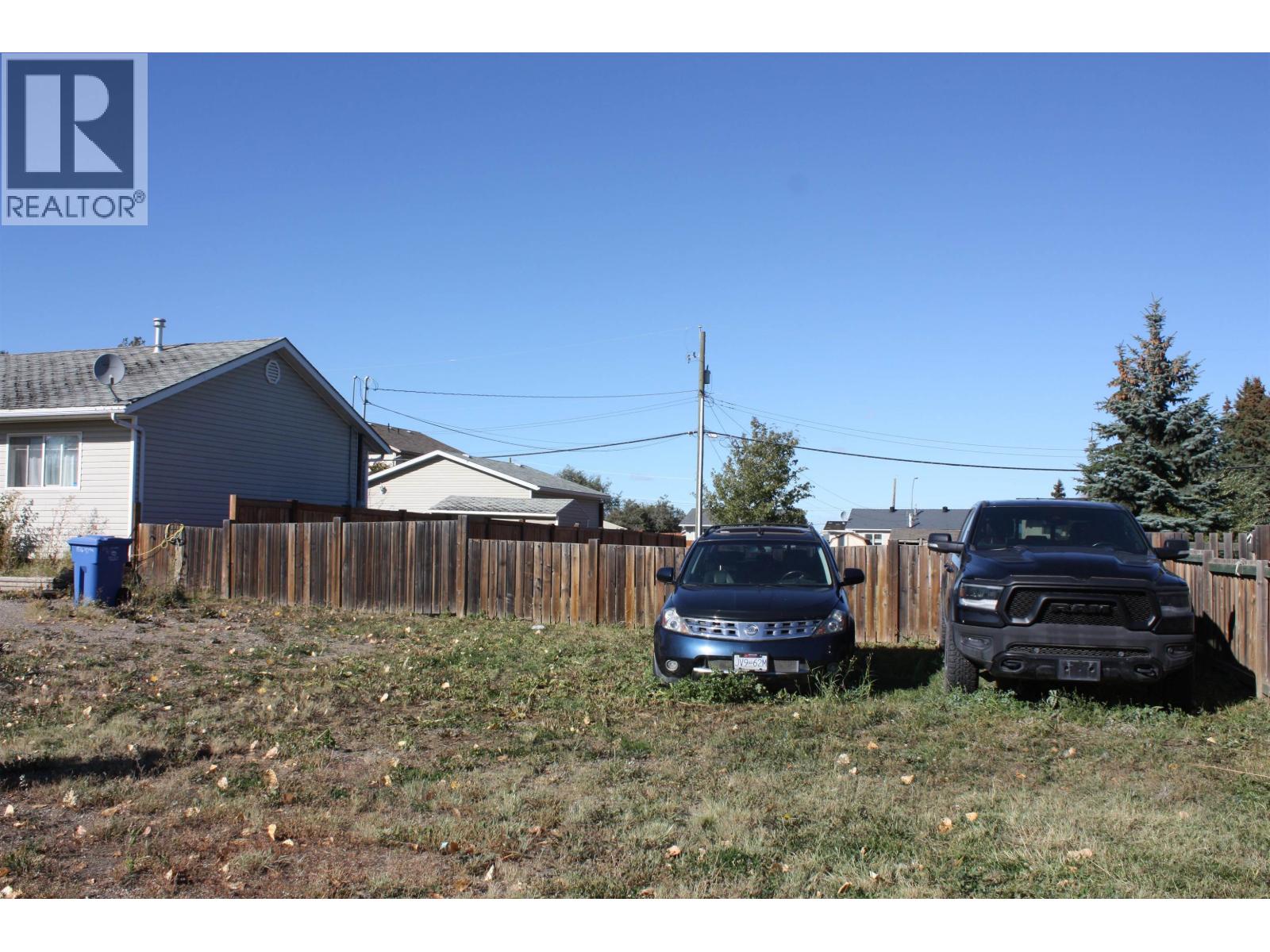 8512 97 Avenue Property Photo 3
